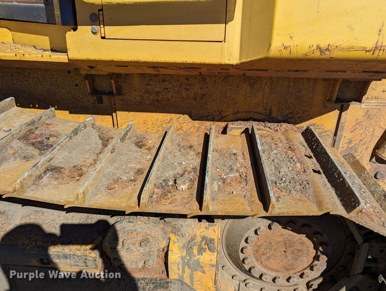 image for item LF9657 2008 John Deere 700J XLT  dozer