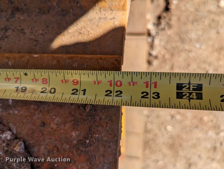 image for item LF9657 2008 John Deere 700J XLT  dozer