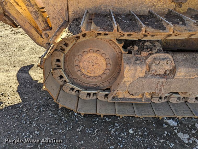 image for item LF9657 2008 John Deere 700J XLT  dozer