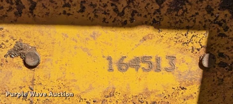 image for item LF9657 2008 John Deere 700J XLT  dozer