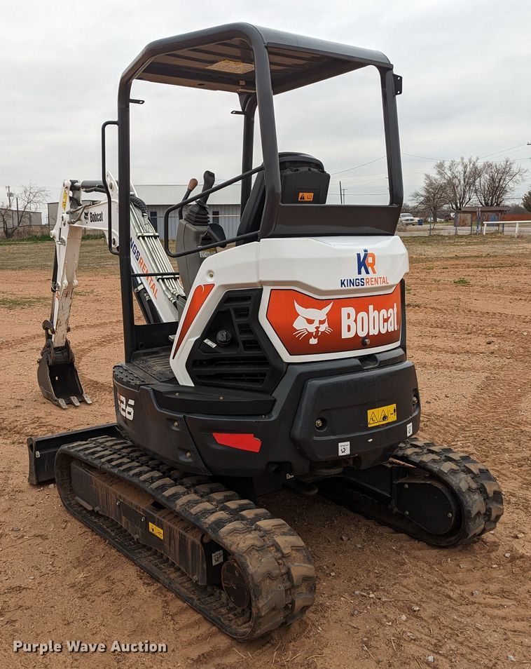 image for item LF9683 2019 Bobcat E26  mini excavator