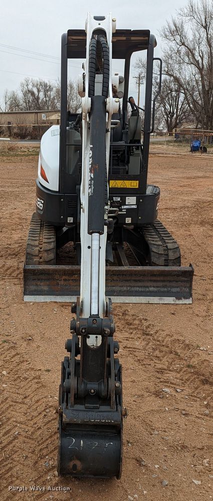 image for item LF9683 2019 Bobcat E26  mini excavator