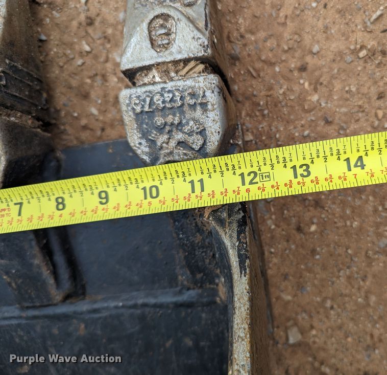 image for item LF9683 2019 Bobcat E26  mini excavator