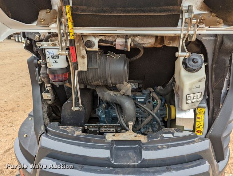 image for item LF9683 2019 Bobcat E26  mini excavator