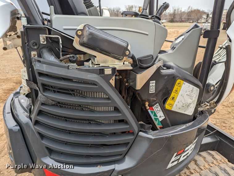 image for item LF9683 2019 Bobcat E26  mini excavator