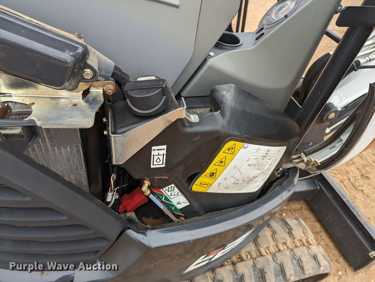 image for item LF9683 2019 Bobcat E26  mini excavator