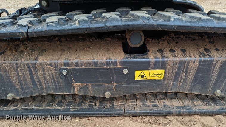 image for item LF9683 2019 Bobcat E26  mini excavator