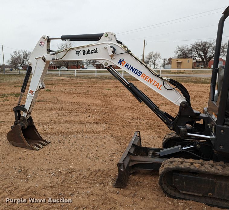 image for item LF9684 2016 Bobcat E32  mini excavator