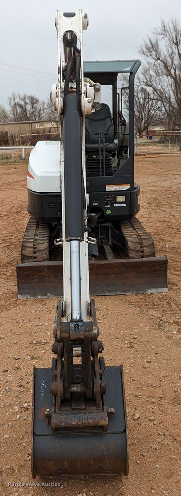 image for item LF9684 2016 Bobcat E32  mini excavator