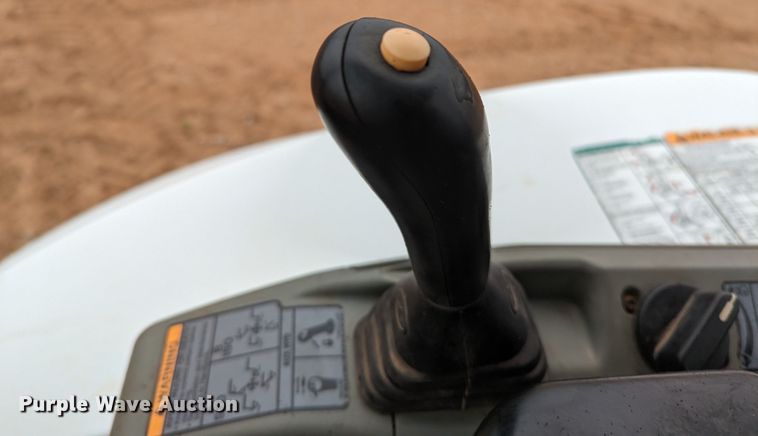 image for item LF9684 2016 Bobcat E32  mini excavator