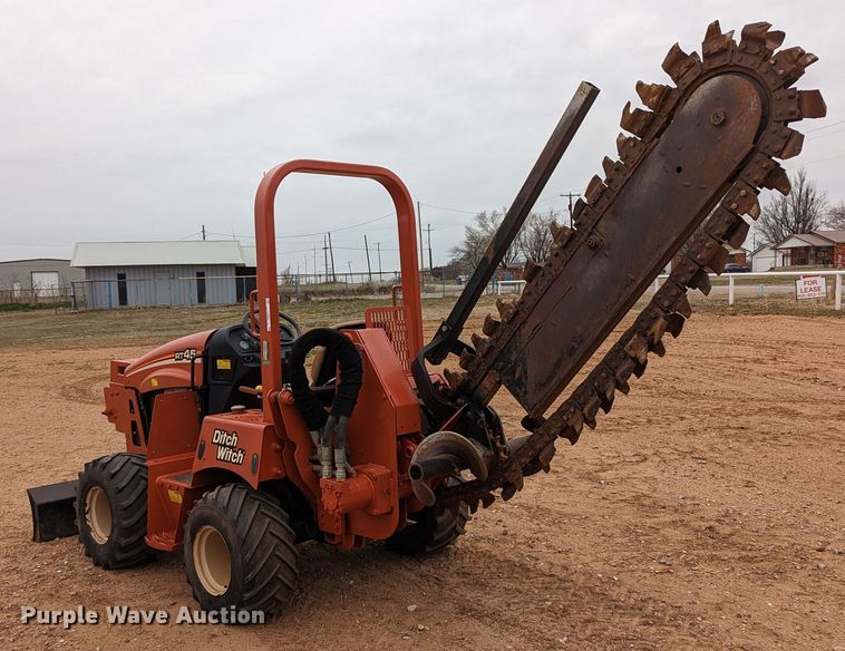 image for item LF9685 Ditch Witch RT45  trencher
