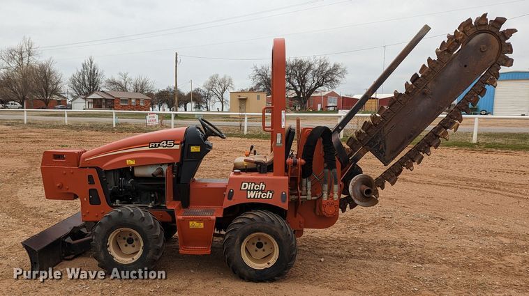 image for item LF9685 Ditch Witch RT45  trencher