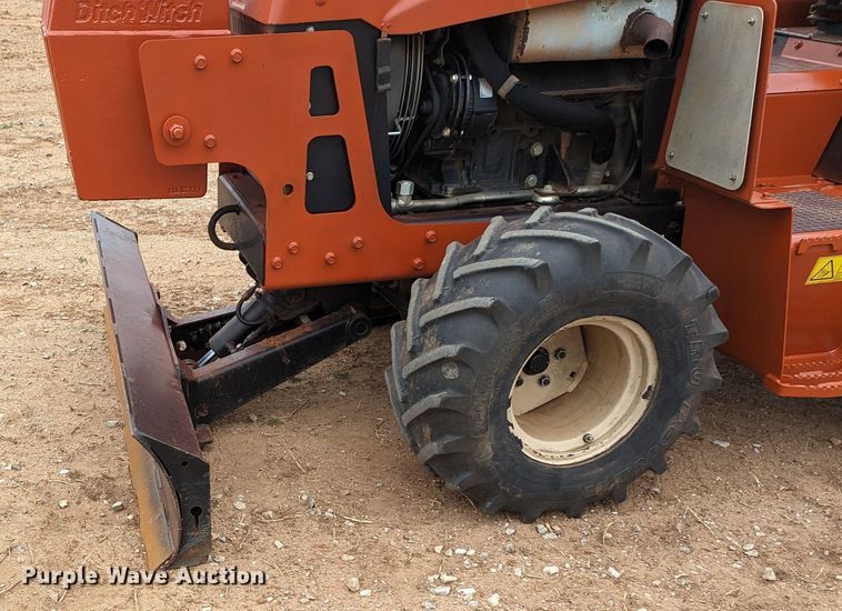 image for item LF9685 Ditch Witch RT45  trencher
