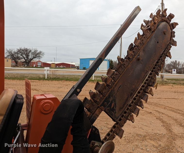 image for item LF9685 Ditch Witch RT45  trencher