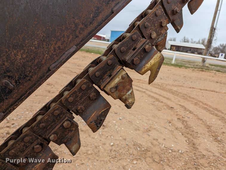 image for item LF9685 Ditch Witch RT45  trencher