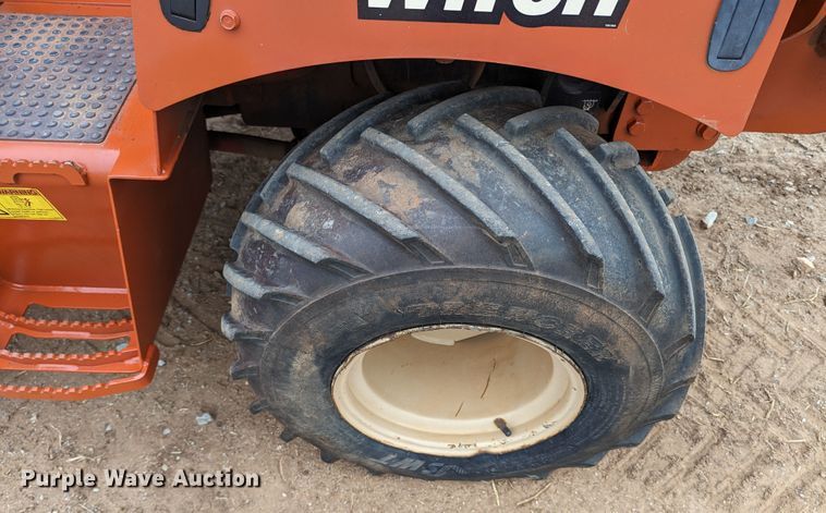 image for item LF9685 Ditch Witch RT45  trencher