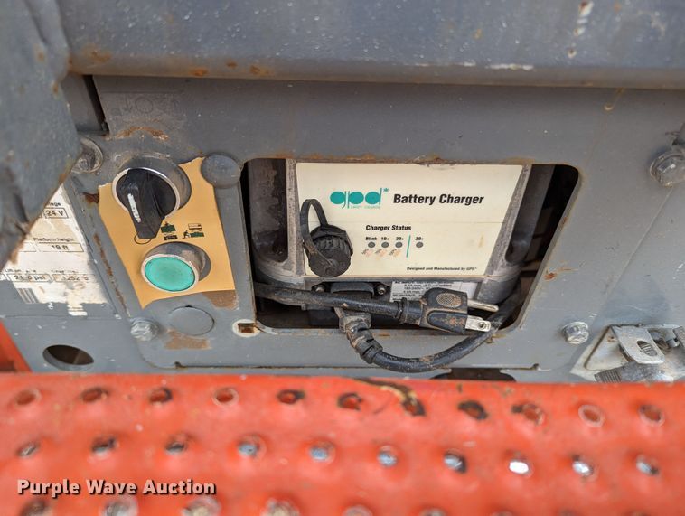 image for item LF9687 2008 Skyjack SJIII 3219  scissor lift