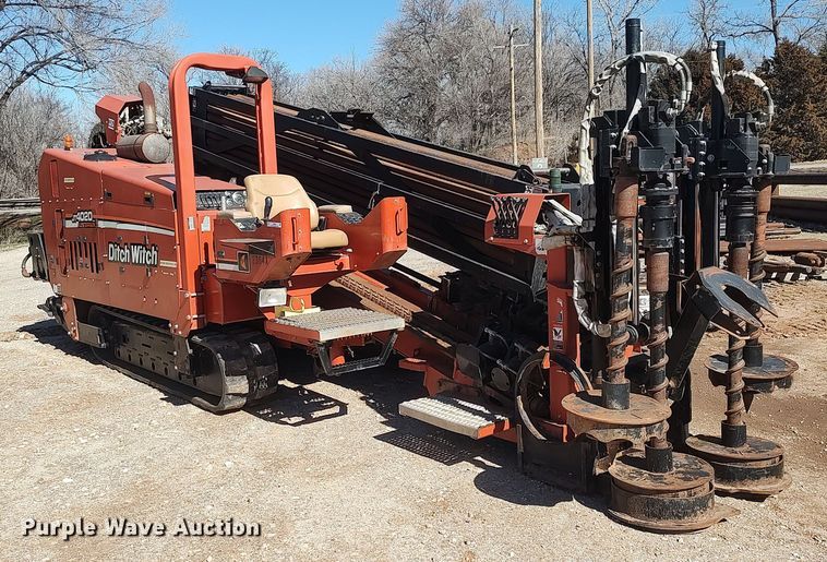 image for item LG9585 2007 Ditch Witch JT4020 Mach 1  directional boring unit