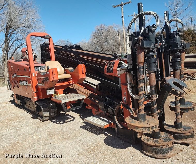 image for item LG9585 2007 Ditch Witch JT4020 Mach 1  directional boring unit