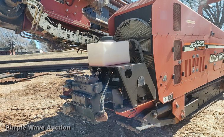 image for item LG9585 2007 Ditch Witch JT4020 Mach 1  directional boring unit