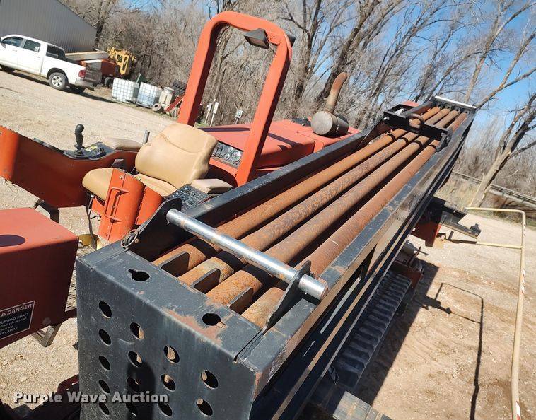 image for item LG9585 2007 Ditch Witch JT4020 Mach 1  directional boring unit