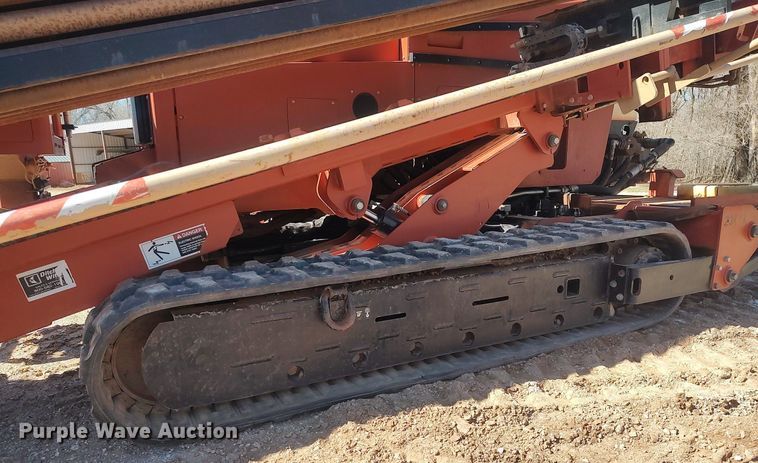 image for item LG9585 2007 Ditch Witch JT4020 Mach 1  directional boring unit