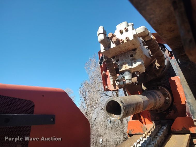 image for item LG9585 2007 Ditch Witch JT4020 Mach 1  directional boring unit