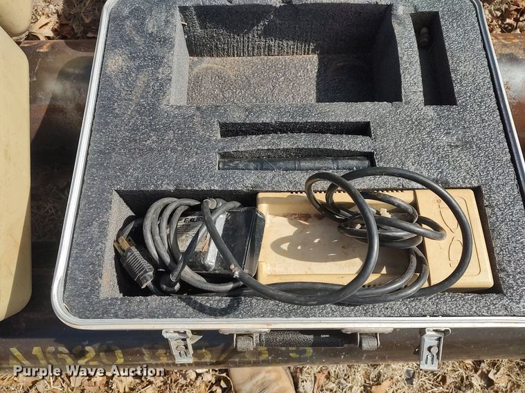 image for item LG9586 DigiTrak Eclipse  locating system