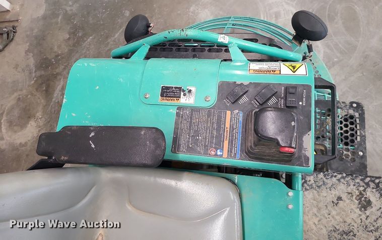 image for item LH9813 Whiteman HTXD6I  power trowel