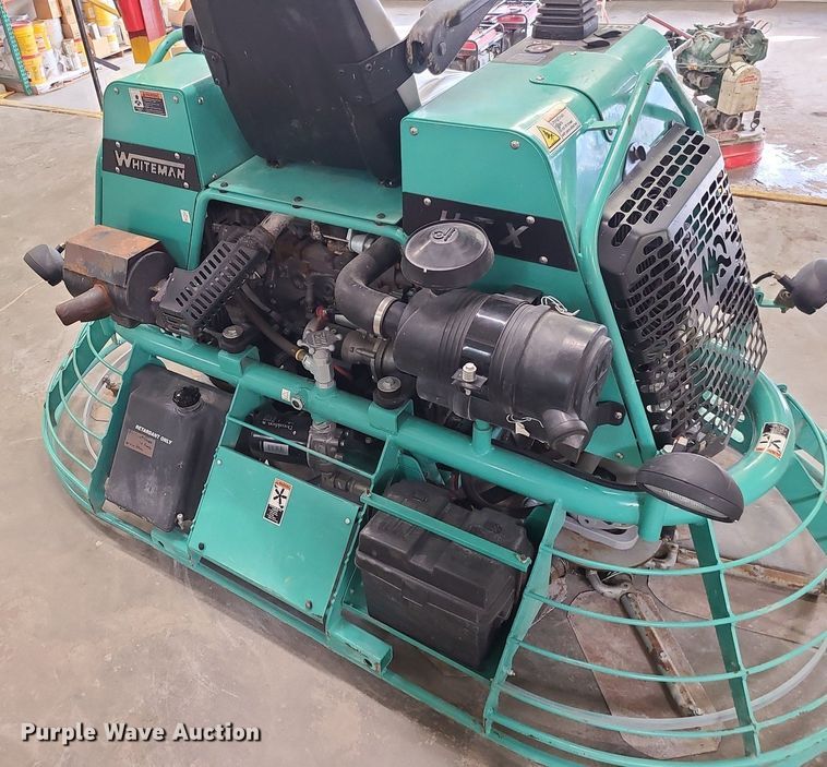 image for item LH9813 Whiteman HTXD6I  power trowel