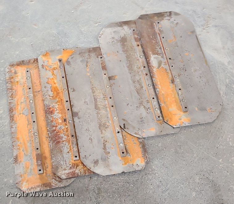 image for item LH9814 Whiteman HTH44TKDTCSL  power trowel