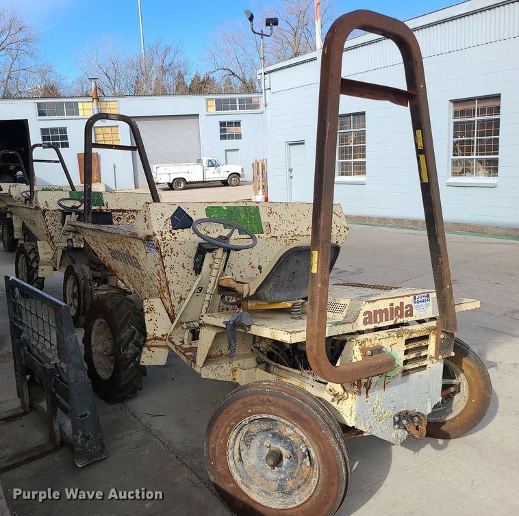 image for item LH9815 (2) Amida 0BD031D dump carts