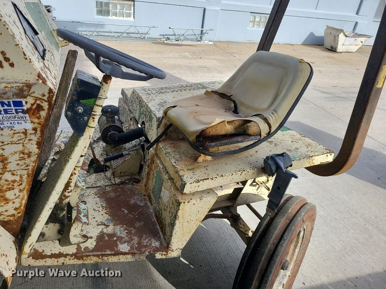 image for item LH9815 (2) Amida 0BD031D dump carts