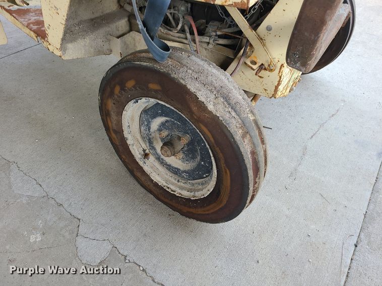 image for item LH9815 (2) Amida 0BD031D dump carts