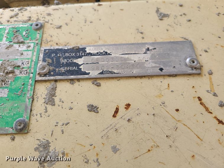 image for item LH9815 (2) Amida 0BD031D dump carts