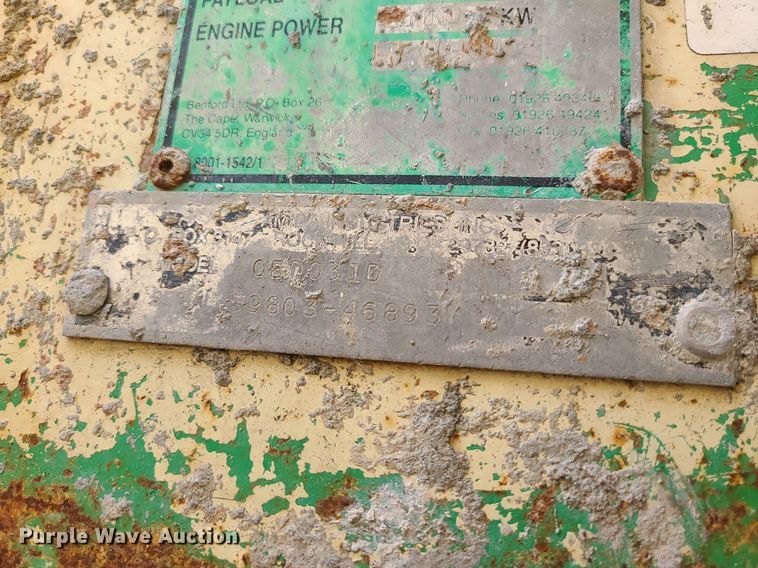 image for item LH9815 (2) Amida 0BD031D dump carts