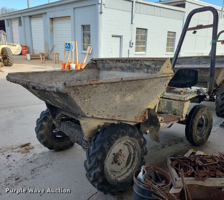 image for item LH9816 (3) Amida 0BD031D dump carts