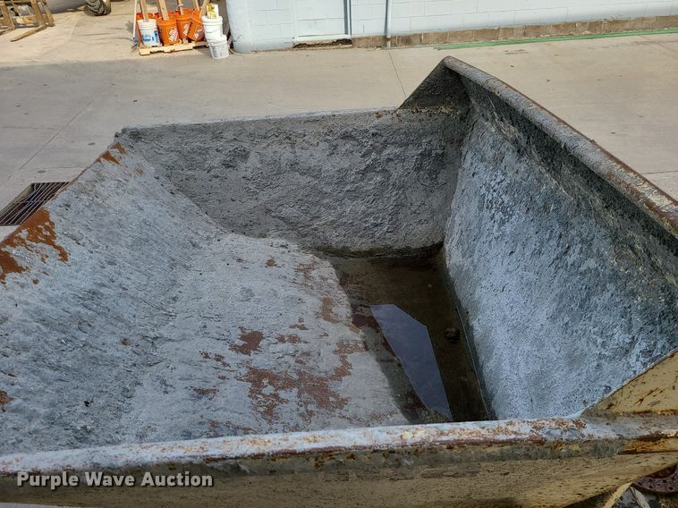 image for item LH9816 (3) Amida 0BD031D dump carts