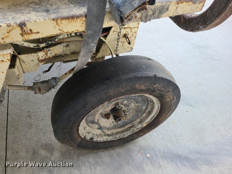 image for item LH9816 (3) Amida 0BD031D dump carts