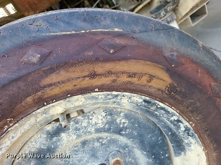 image for item LH9816 (3) Amida 0BD031D dump carts