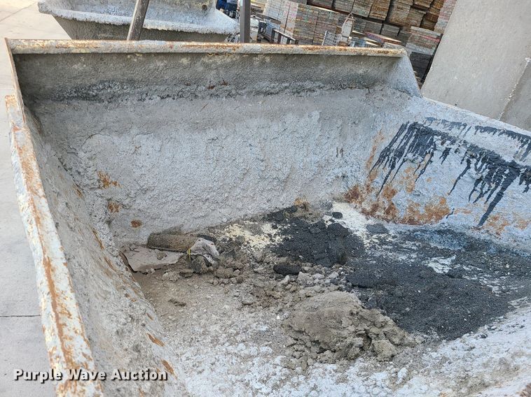 image for item LH9816 (3) Amida 0BD031D dump carts