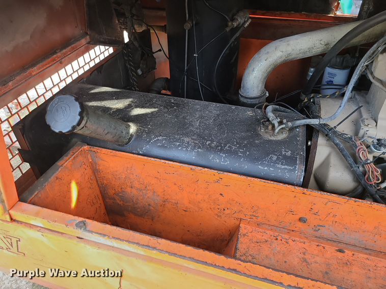 image for item LH9818 Sullivan D210QS  air compressor