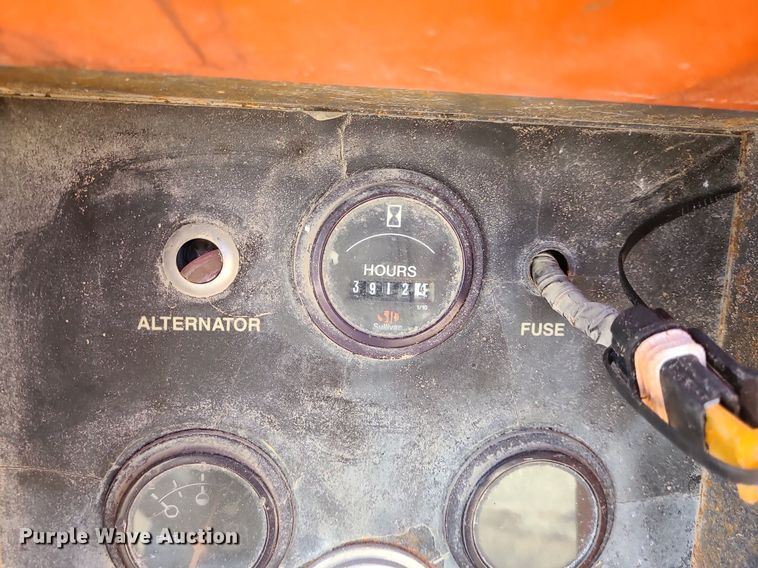 image for item LH9818 Sullivan D210QS  air compressor