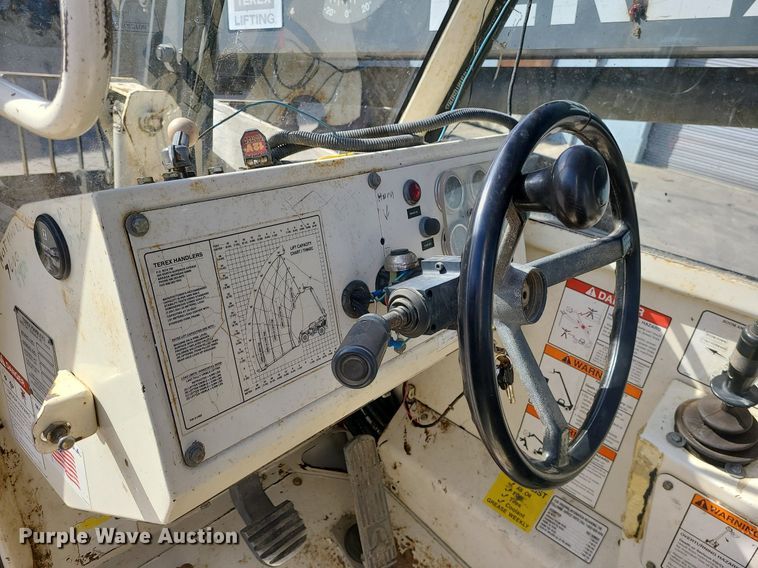 image for item LH9820 Terex TH842C  telehandler