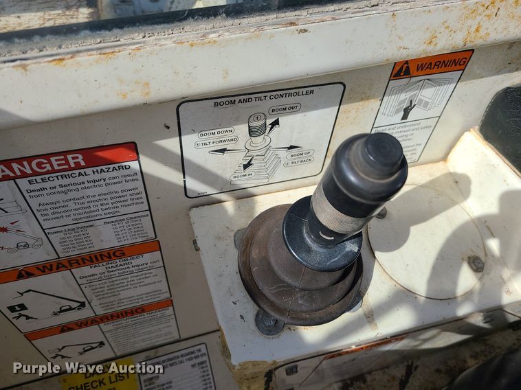 image for item LH9820 Terex TH842C  telehandler