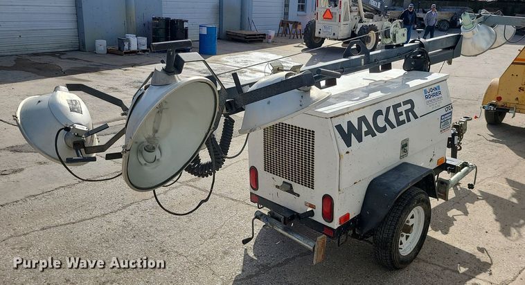 image for item LH9822 2004 Wacker LTC4  light plant