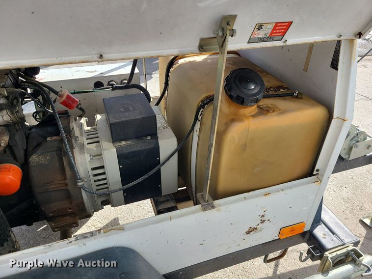 image for item LH9822 2004 Wacker LTC4  light plant