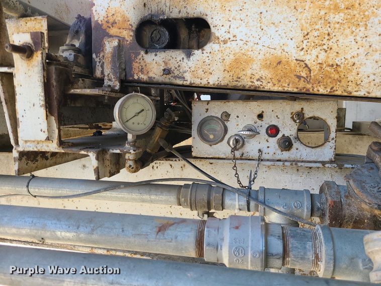 image for item LH9823 1981 Daffin volumetric mixer