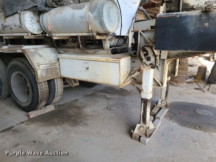 image for item LH9823 1981 Daffin volumetric mixer