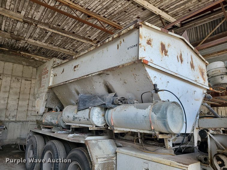 image for item LH9823 1981 Daffin volumetric mixer